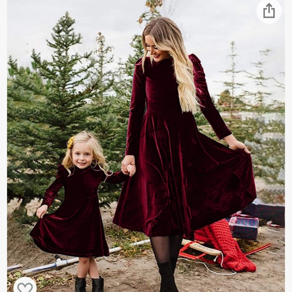 Like new - Vintage velvet dress with pockets